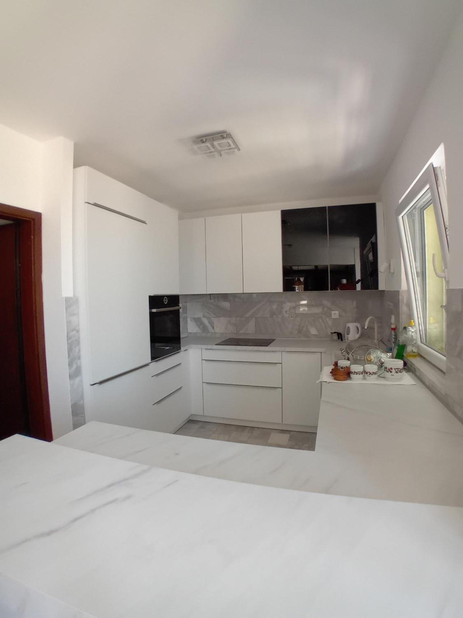Sea View Family Apartment Baška Voda Exteriér fotografie